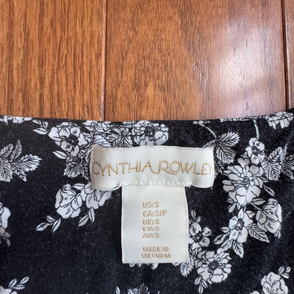 Cynthia Rowley Black and White V-Neck Dress (Size S) - Picture 3 of 3